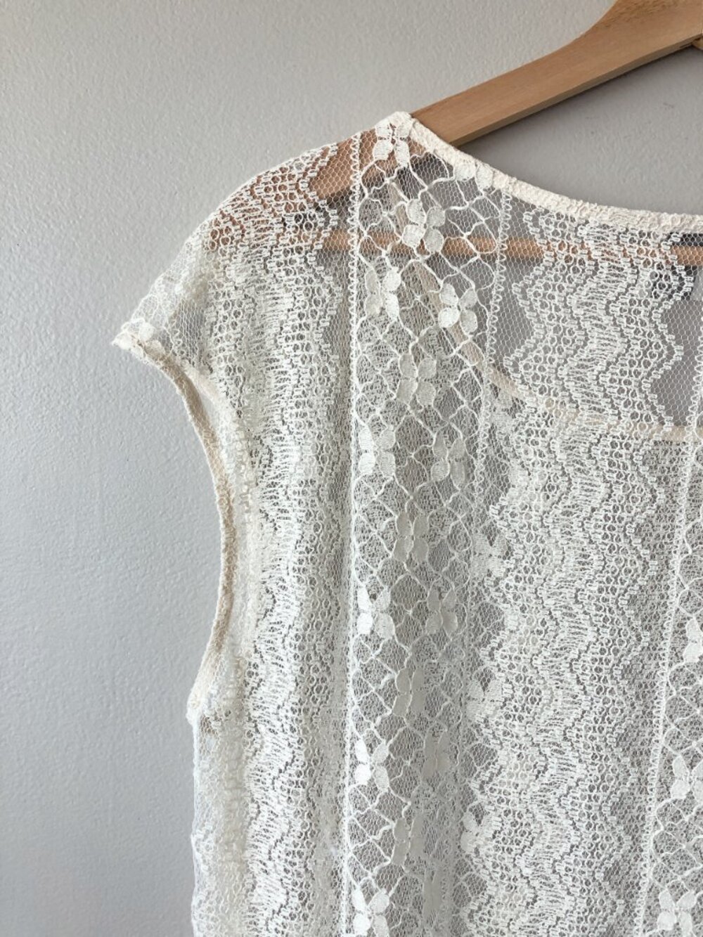 Ella Moss lace fringe top cream large - Picture 10 of 13